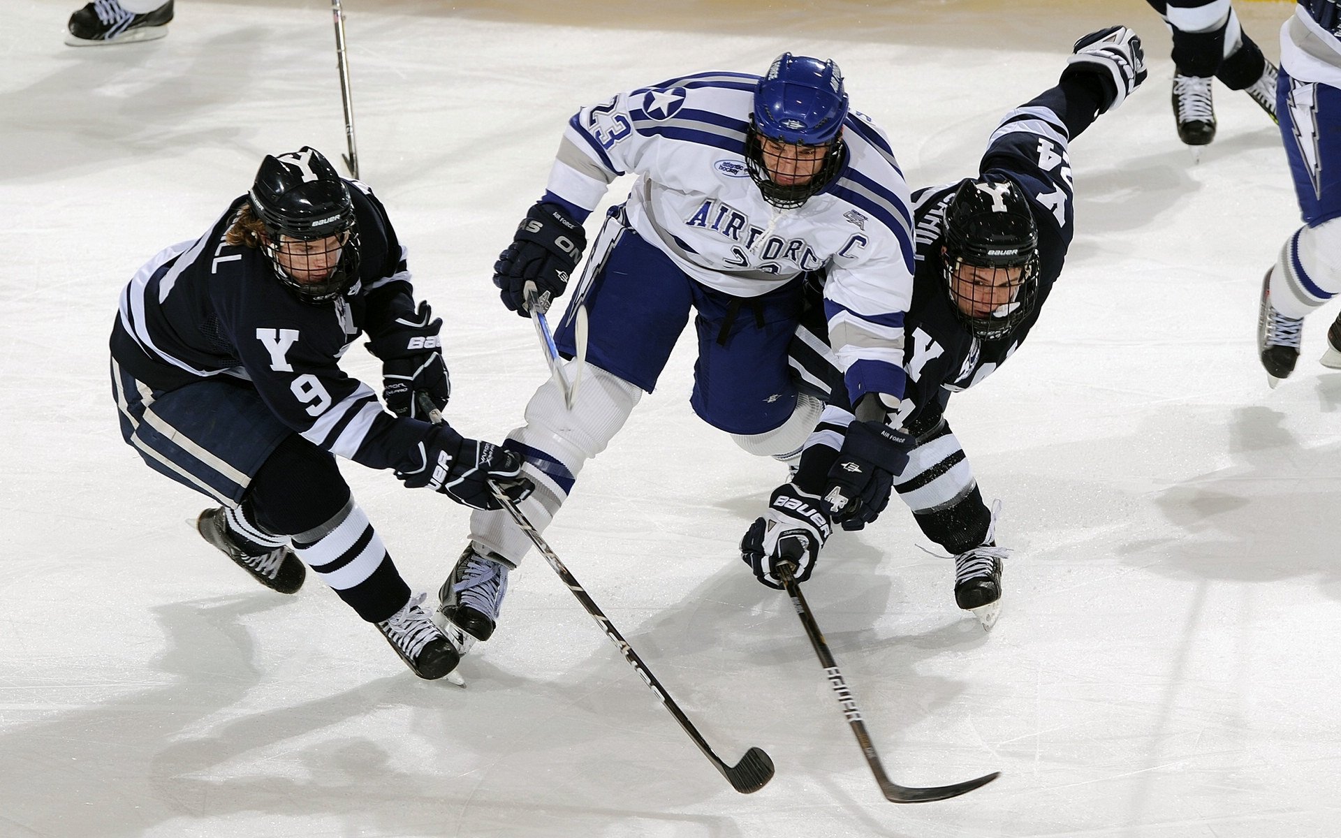 广厦血战北京,保罗末节封神,巨星价值在绝境中闪耀
