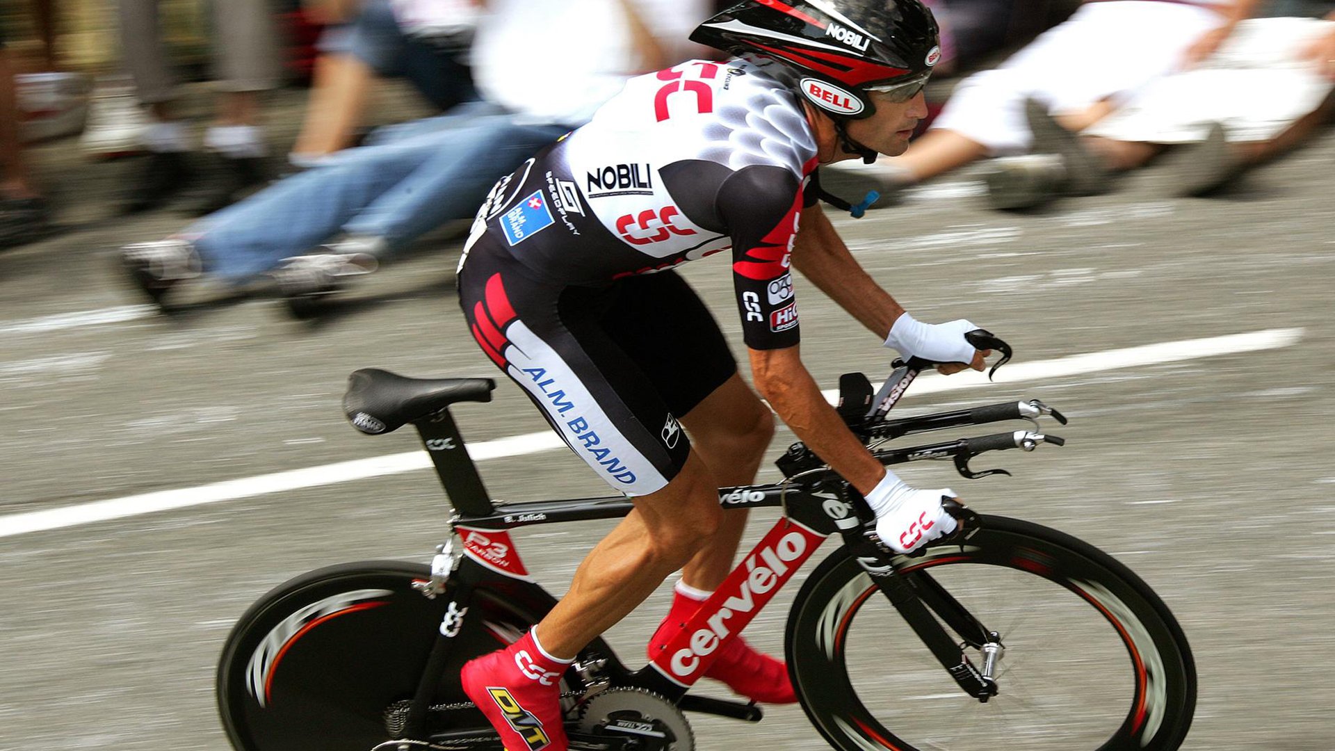 快船碾压山西队,孙铭徽惊艳四座,一场跨越篮球世界的对话